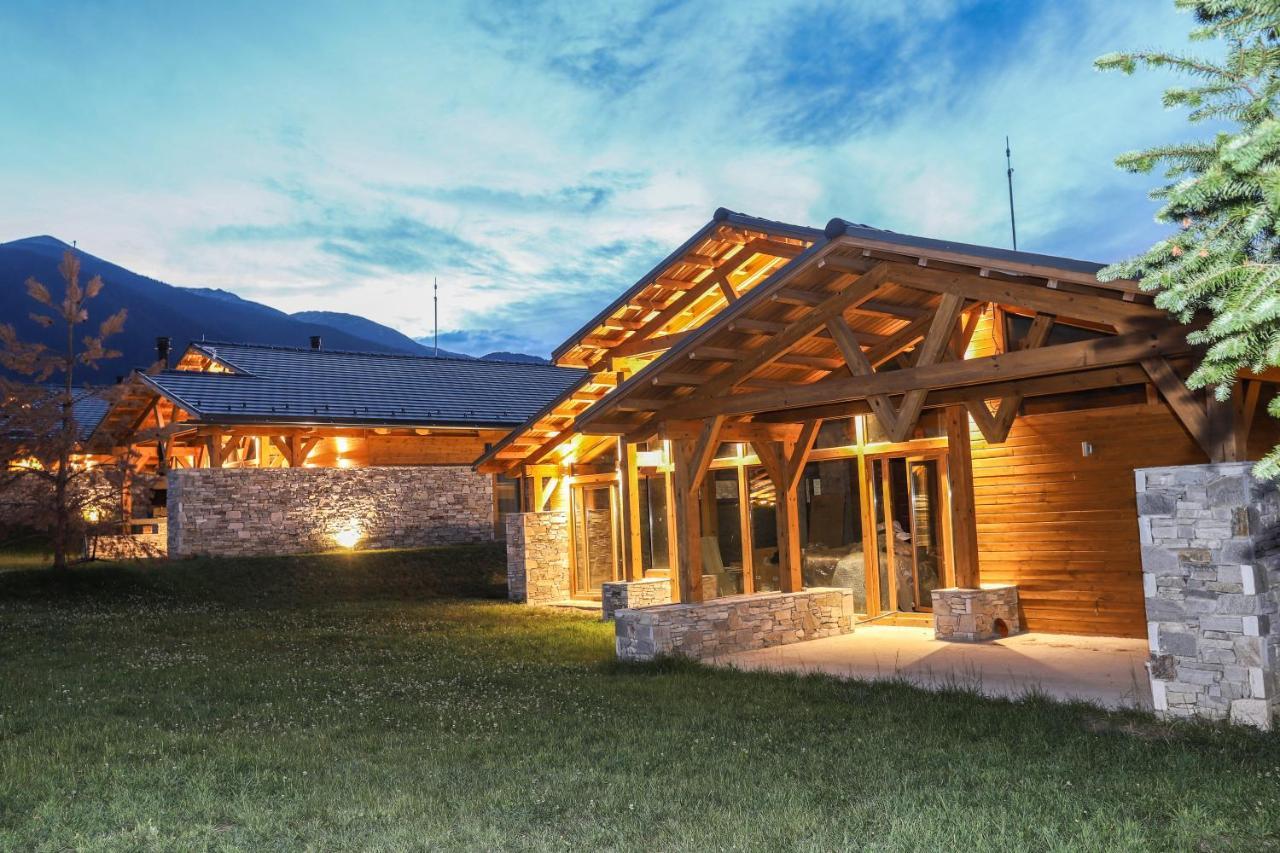 Mountain Hawk Park Villa *