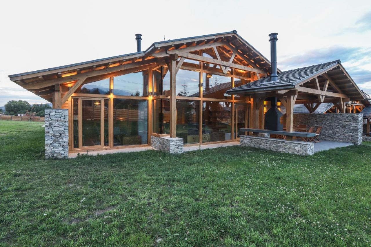 Mountain Hawk Park Villa Bansko